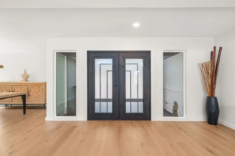 $670,000 | 5747 Jackwood Street, Houston, TX 77096