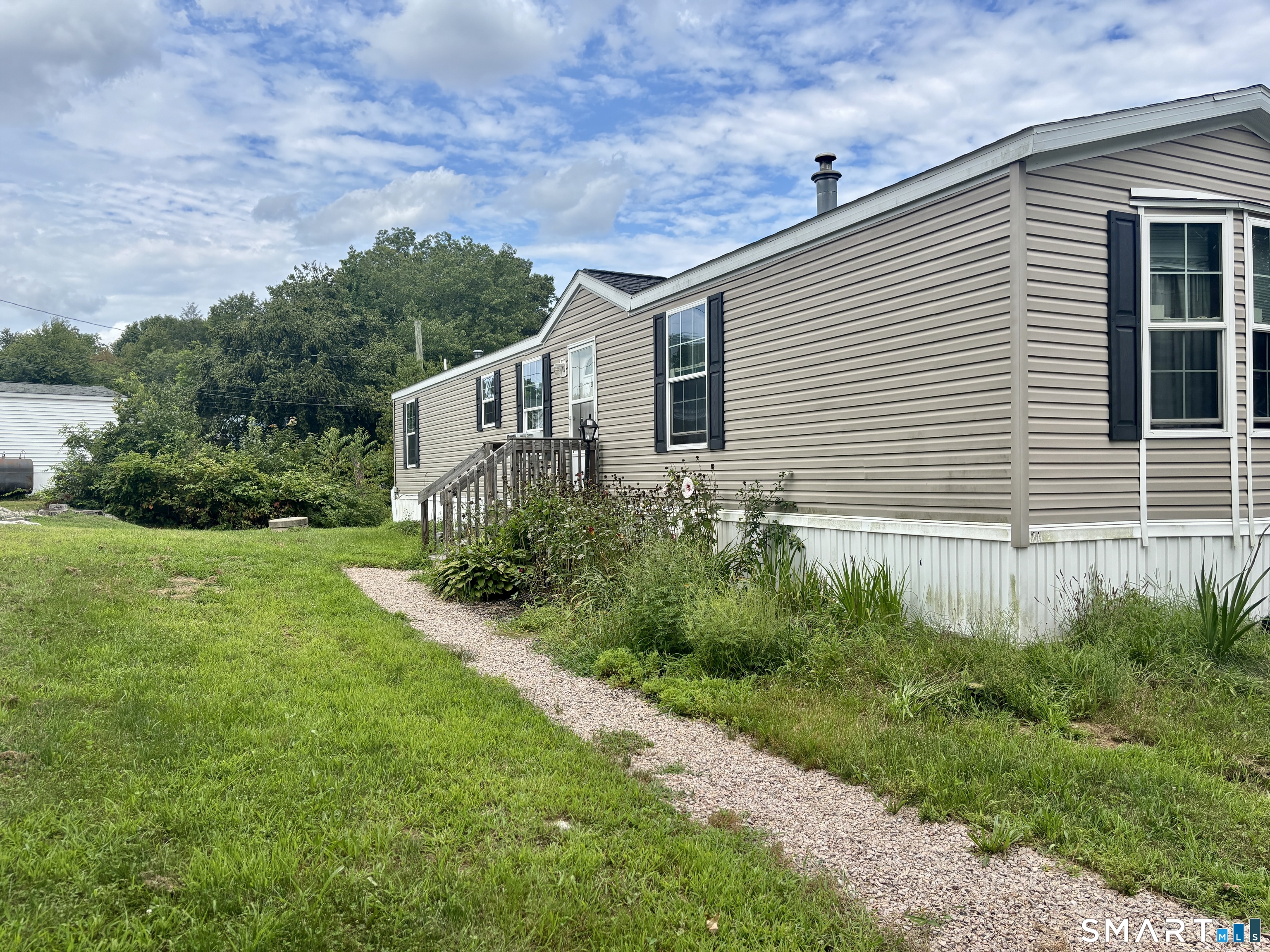634 Hopeville Road Griswold, CT 06351 - Photo 1 of 20 Gallery Image 1