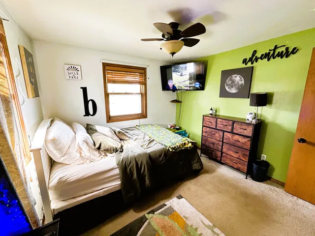 $299,900 | 1961 Hazen Road, Green Bay, WI 54311