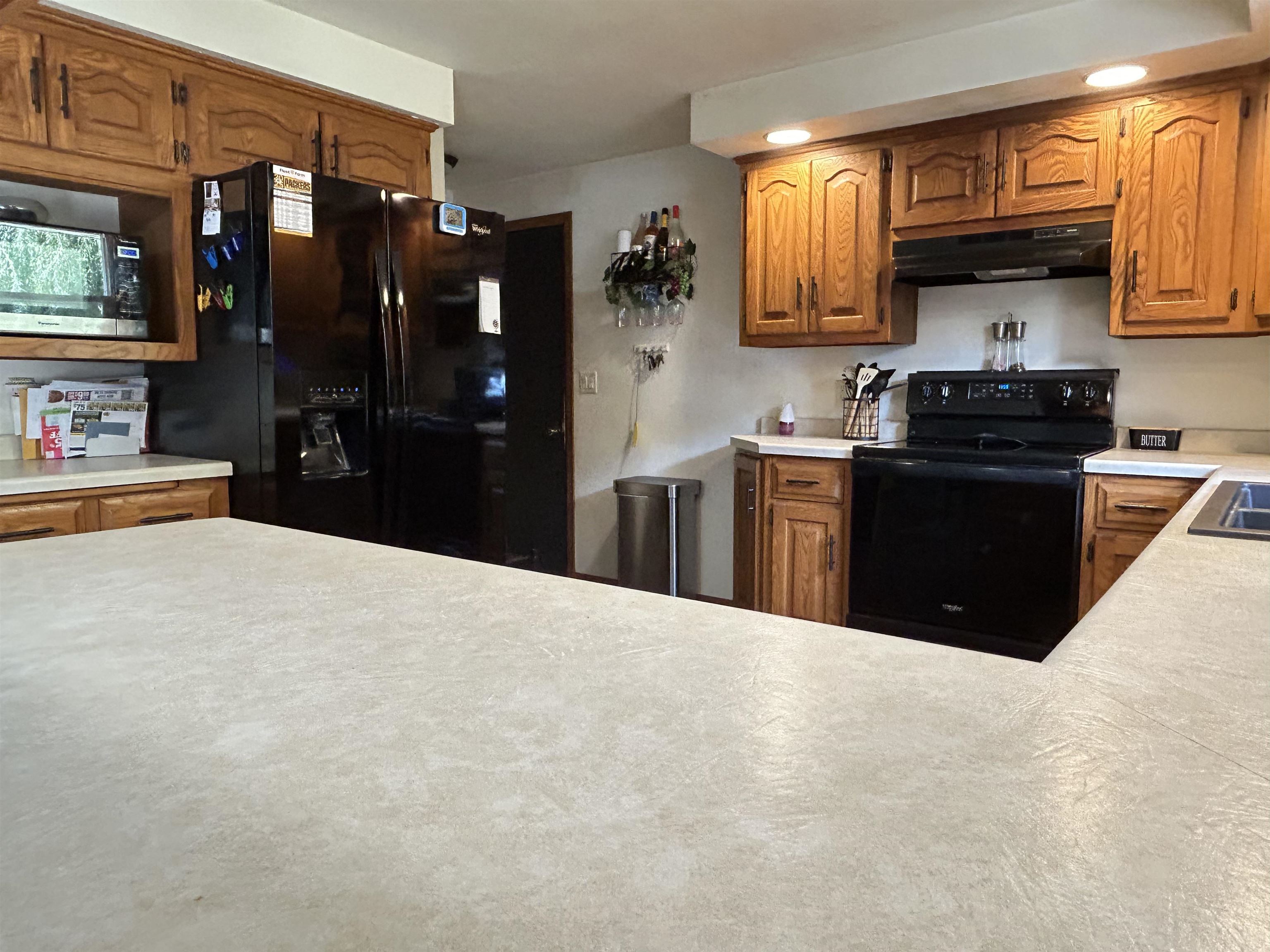 1961 Hazen Road Green Bay, WI 54311 - Photo 8 of 34