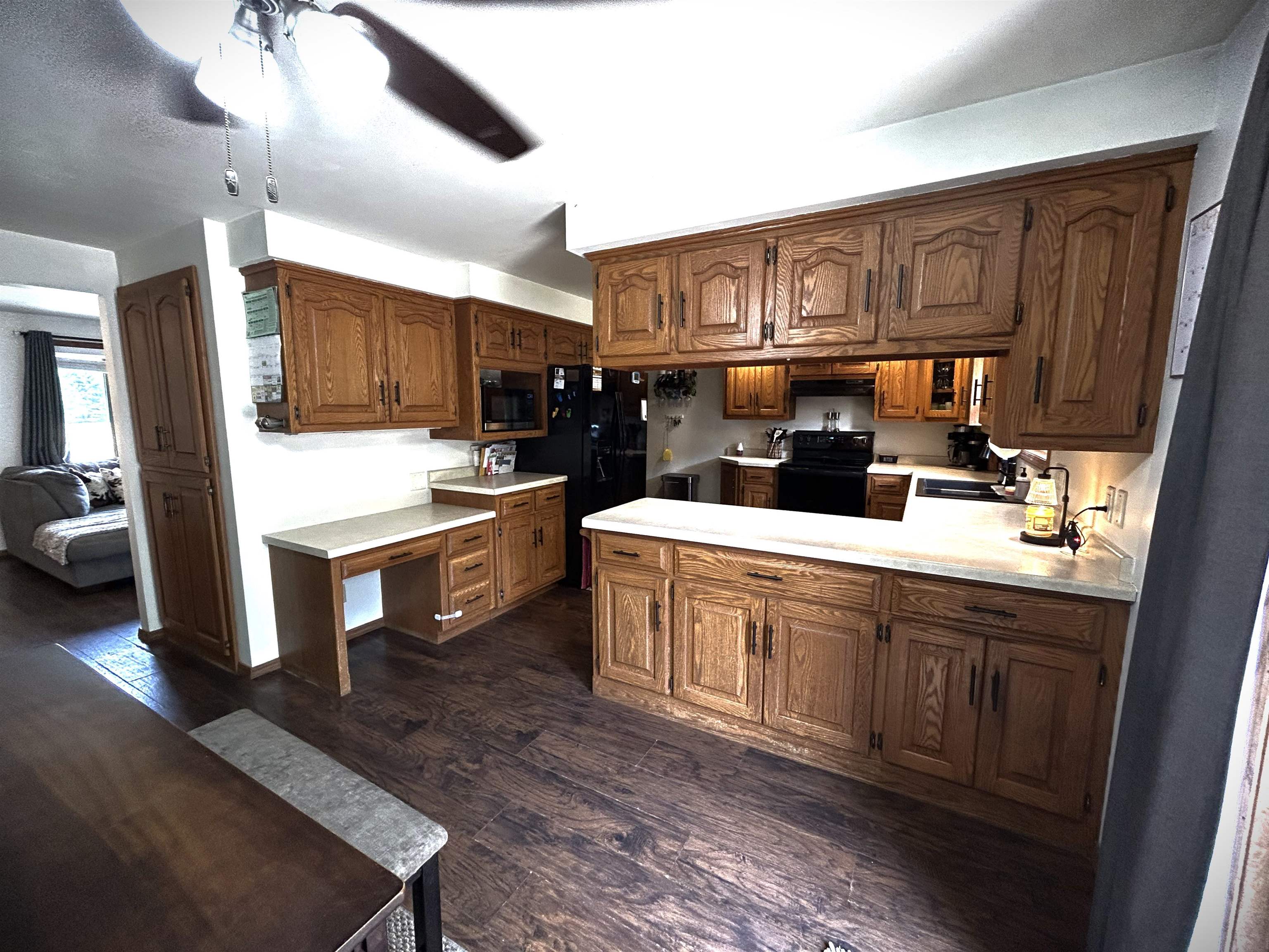 1961 Hazen Road Green Bay, WI 54311 - Photo 10 of 34