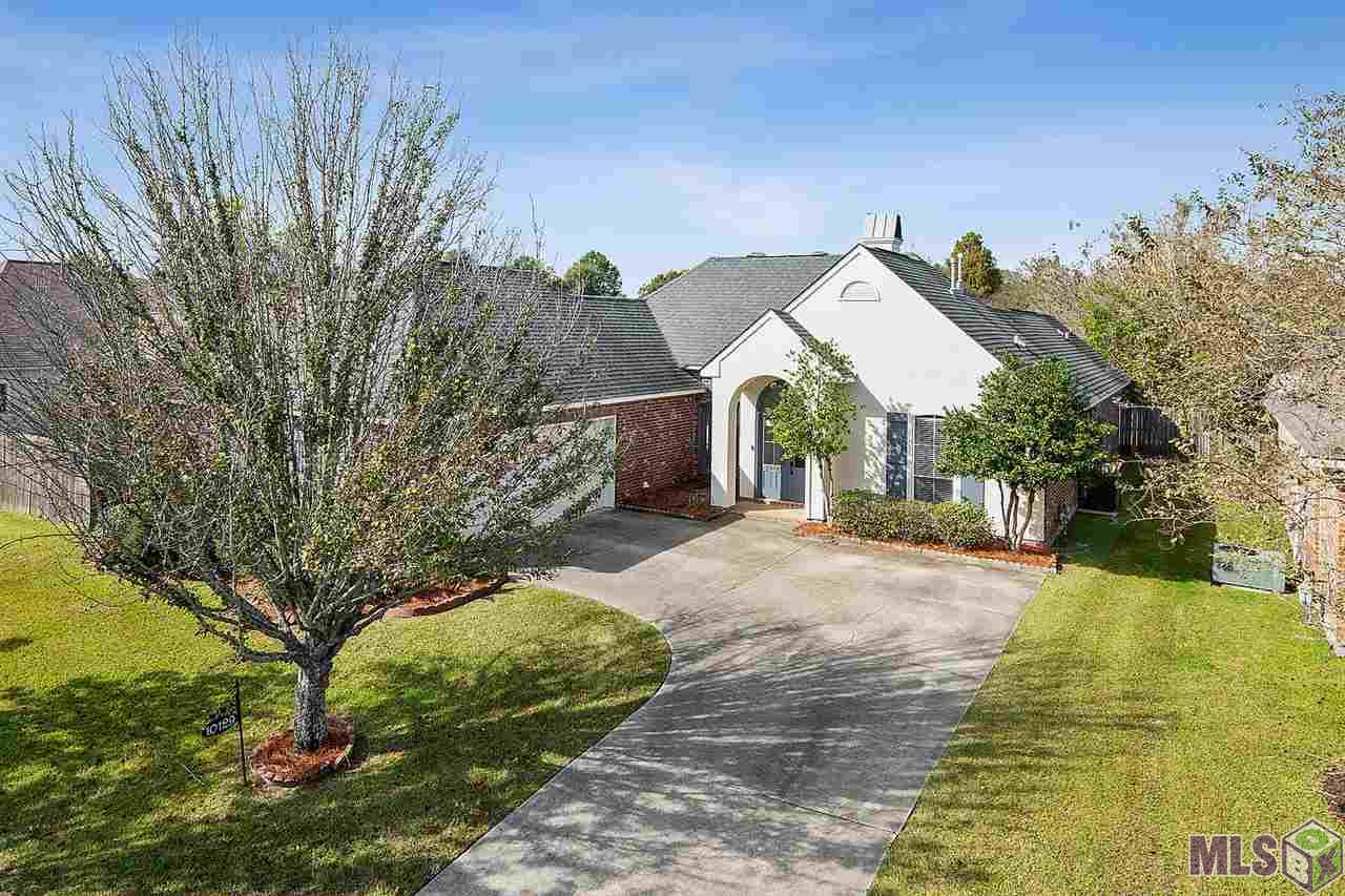 10129 Springdale Avenue Baton Rouge, LA 70810 - Photo 1 of 27