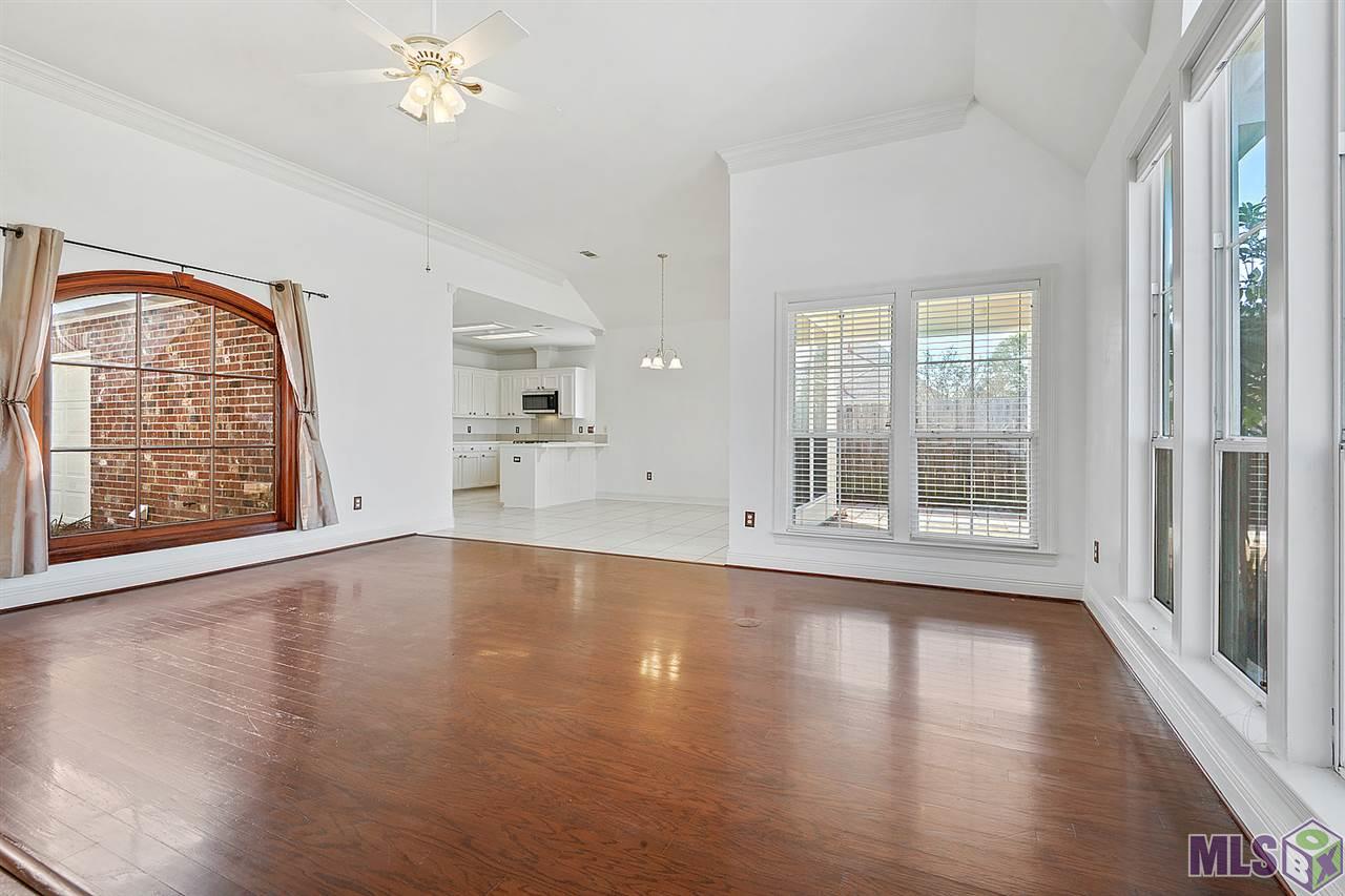 10129 Springdale Avenue Baton Rouge, LA 70810 - Photo 6 of 27