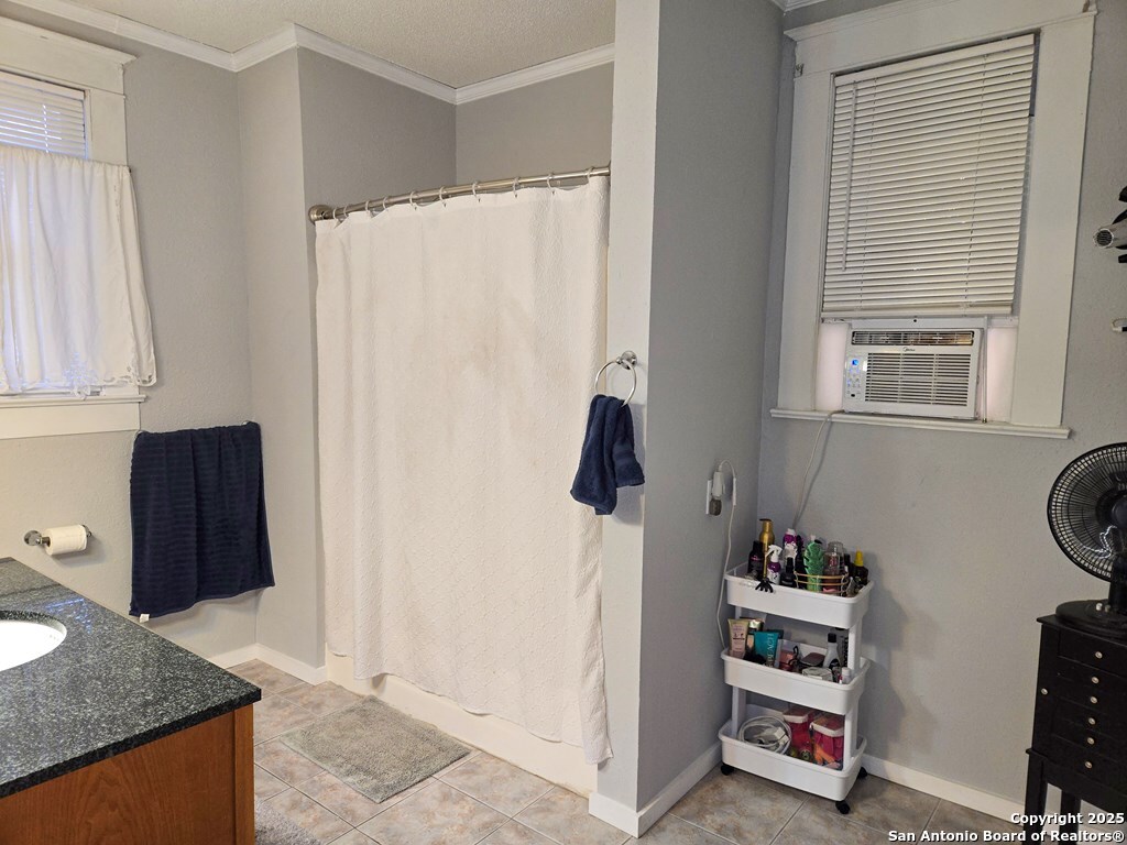 323 Main Pettus, TX 78146 - Photo 14 of 25