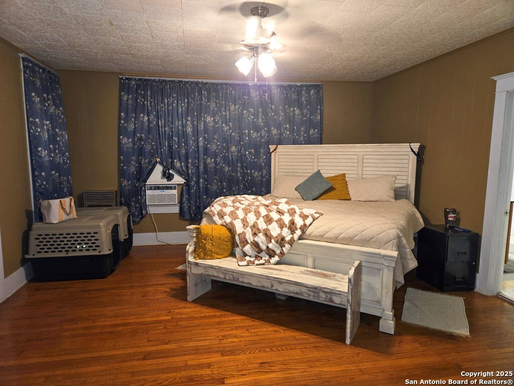 323 Main Pettus, TX 78146 - Photo 15 of 25