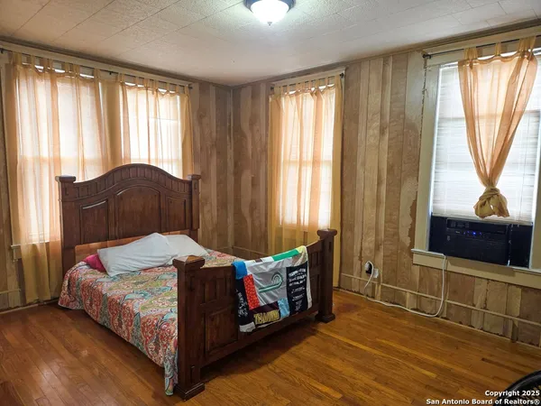 $198,000 | 323 Main, Pettus, TX 78146