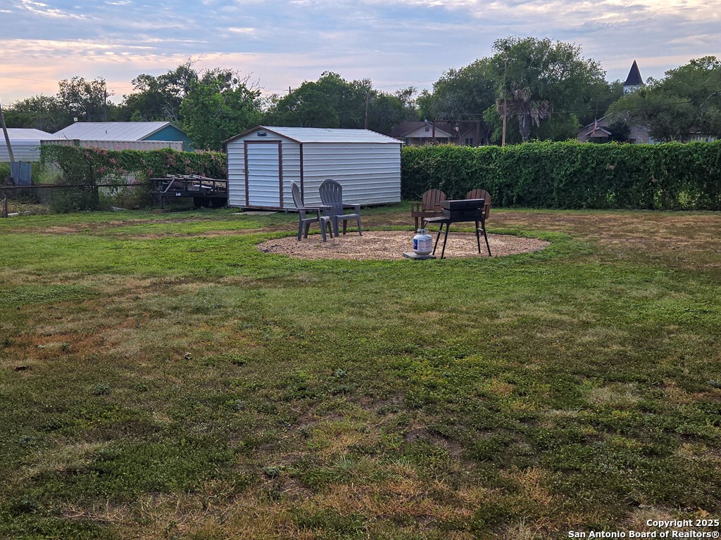 323 Main Pettus, TX 78146 - Photo 23 of 25