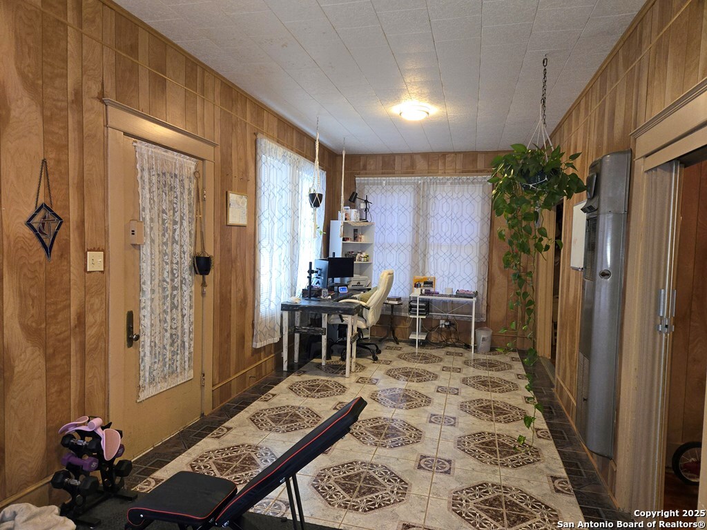 323 Main Pettus, TX 78146 - Photo 3 of 25