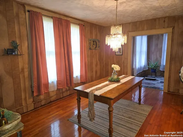 $198,000 | 323 Main, Pettus, TX 78146