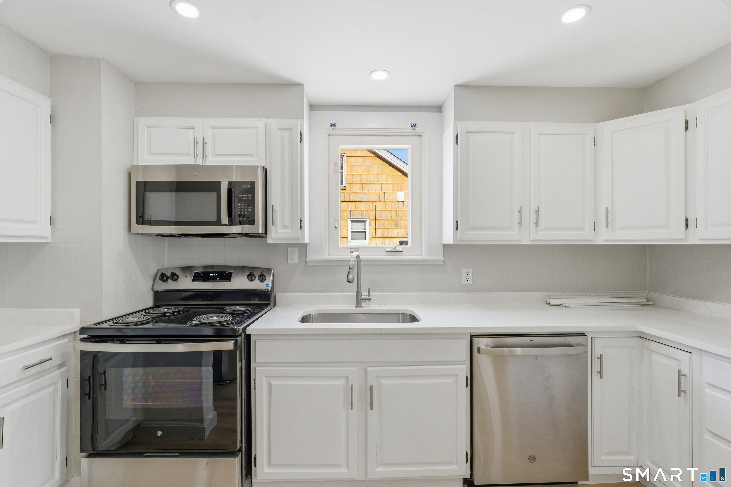 30 South Walnut Street Plainfield, CT 06387 - Photo 23 of 40