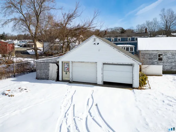 $390,000 | 30 South Walnut Street, Plainfield, CT 06387