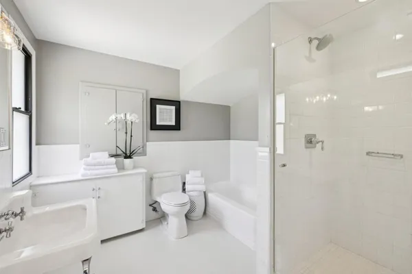 $6,750,000 | 3362 Woodside Road, Woodside, CA 94062