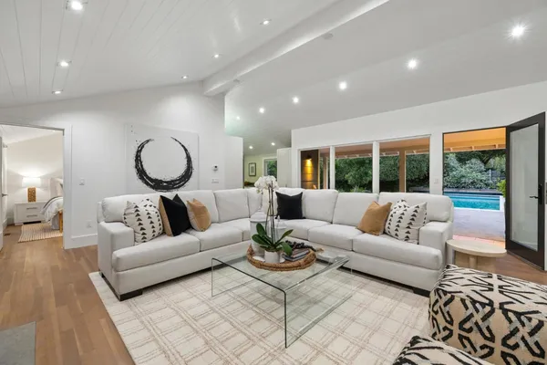 $6,750,000 | 3362 Woodside Road, Woodside, CA 94062