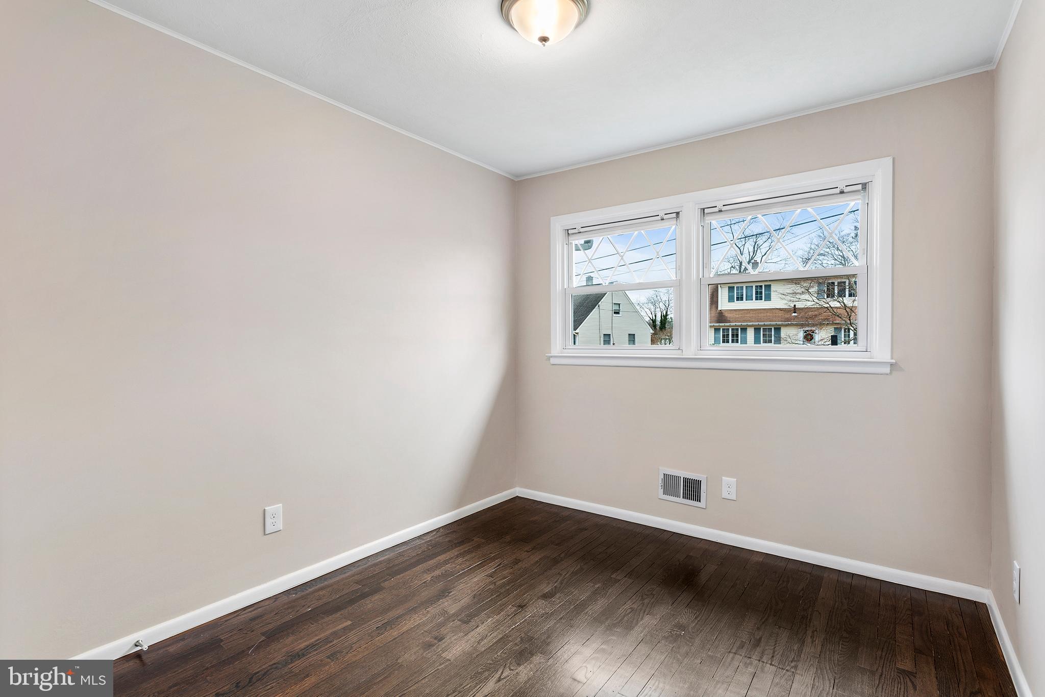 18 Cumberland Road Hamilton, NJ 08690 - Photo 14 of 24 Gallery Image 14