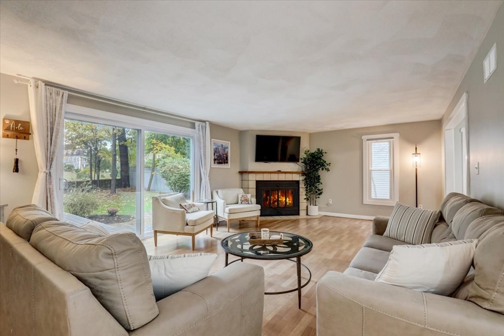 151 Maynard Road Framingham, MA 01701 - Photo 7 of 42 Gallery Image 7