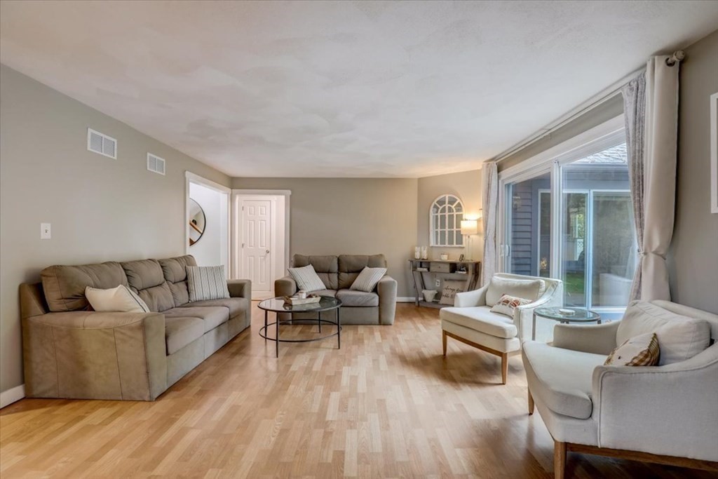 151 Maynard Road Framingham, MA 01701 - Photo 9 of 42 Gallery Image 9