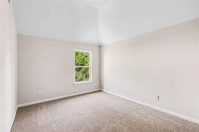 $390,000 | 1020 Buckingham Drive, Fairburn, GA 30213