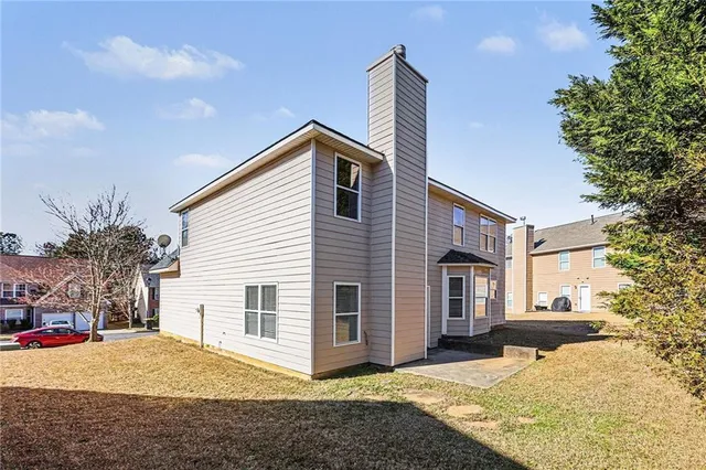 $390,000 | 1020 Buckingham Drive, Fairburn, GA 30213