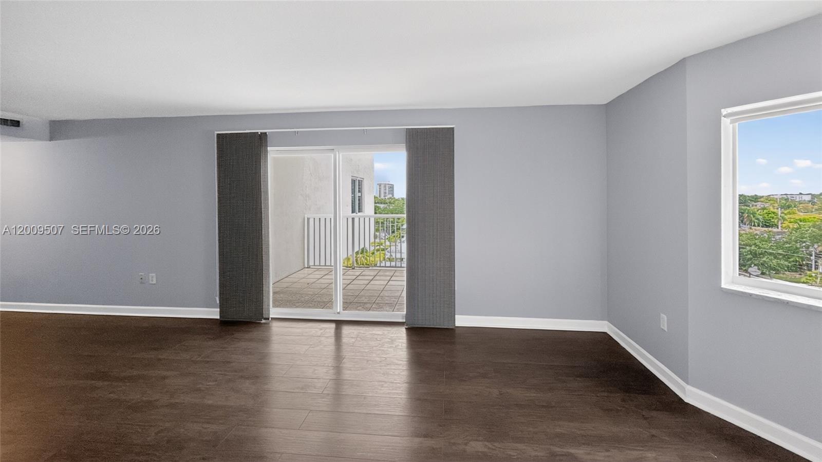 280 Southwest 20th Road, Unit 904 Miami, FL 33129 - Photo 7 of 34