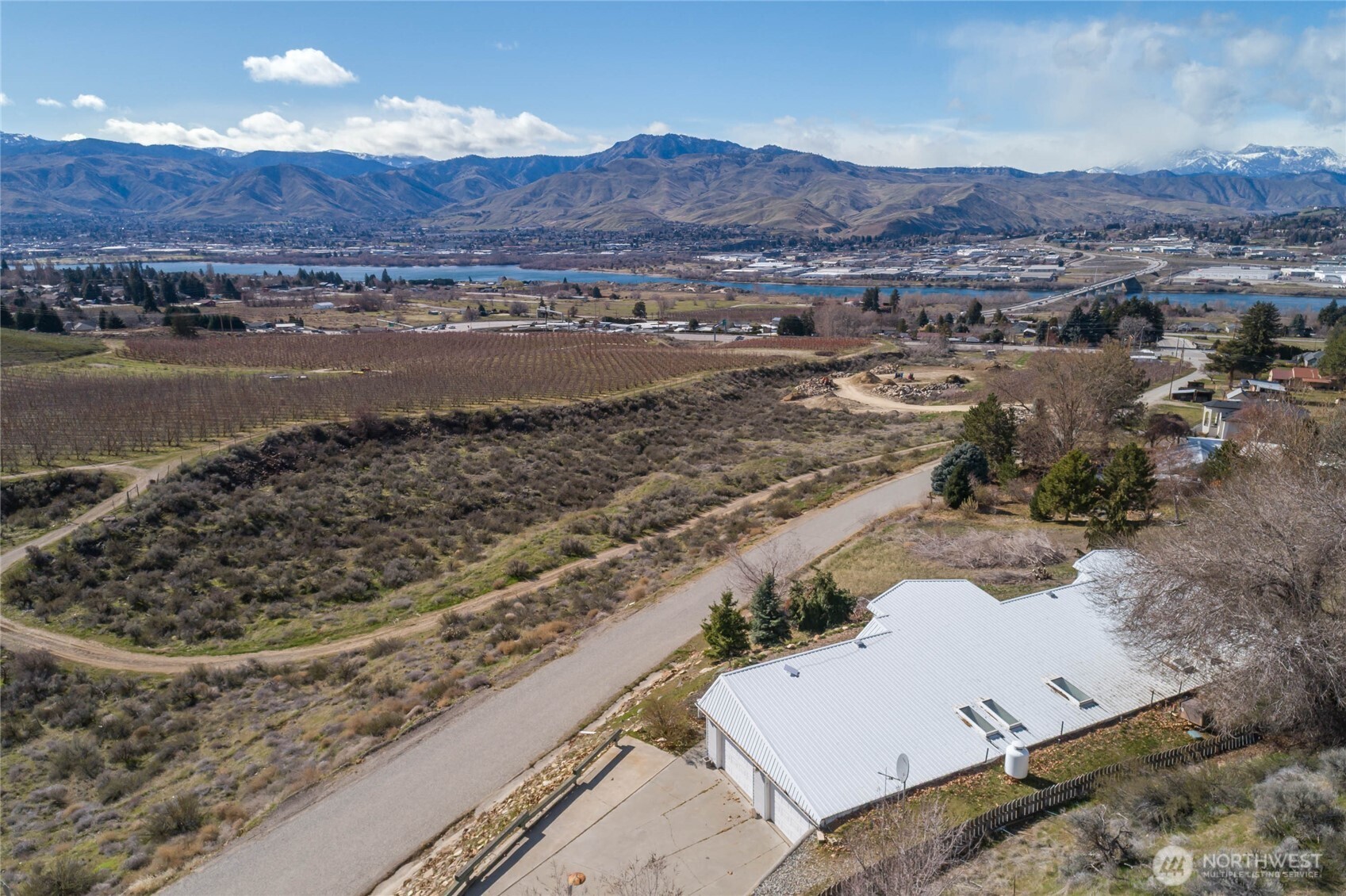 71 Blue Grade Road East Wenatchee, WA 98802 - Photo 27 of 29