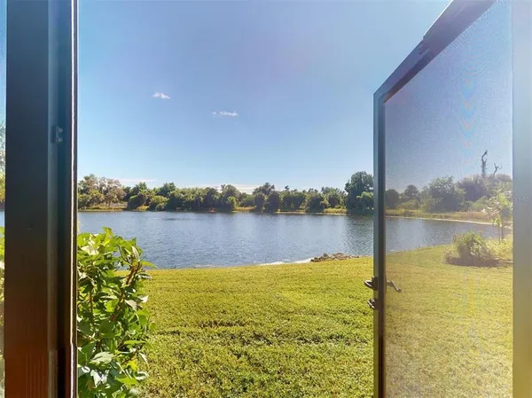 $215,000 | 4072 Oakview Drive, Unit C5, Punta Gorda, FL 33980