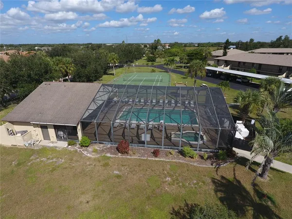 $215,000 | 4072 Oakview Drive, Unit C5, Punta Gorda, FL 33980