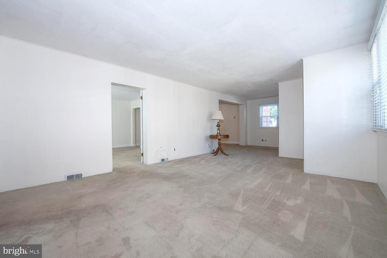 505 Rutledge Avenue Folsom, PA 19033 - Photo 5 of 29 Gallery Image 5