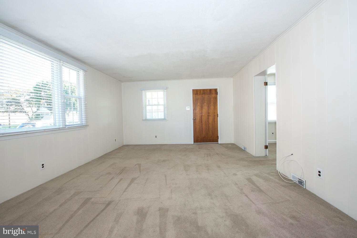 505 Rutledge Avenue Folsom, PA 19033 - Photo 7 of 29 Gallery Image 7