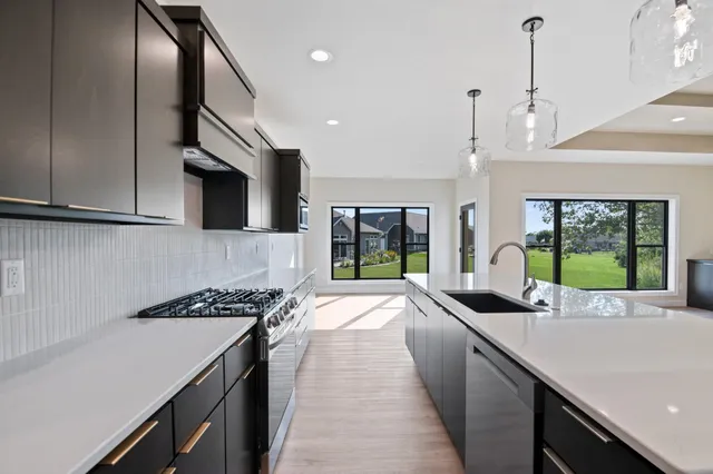 $619,900 | 3224 Eclipse Drive, Green Bay, WI 54311