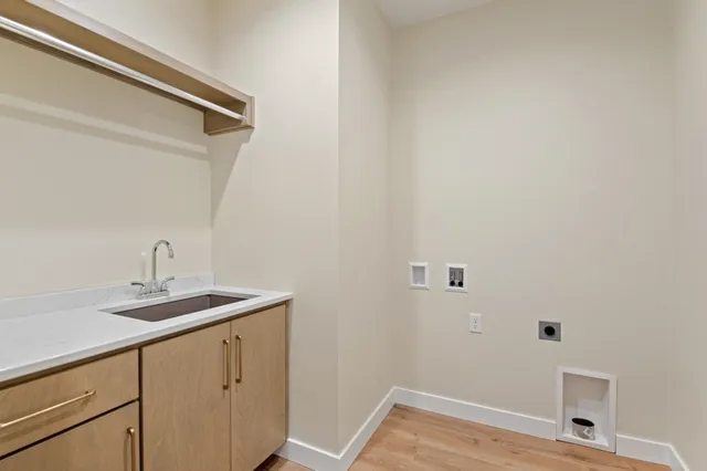 $619,900 | 3224 Eclipse Drive, Green Bay, WI 54311