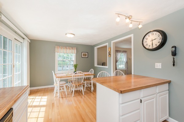 10 Donald Road Billerica, MA 01821 - Photo 11 of 30