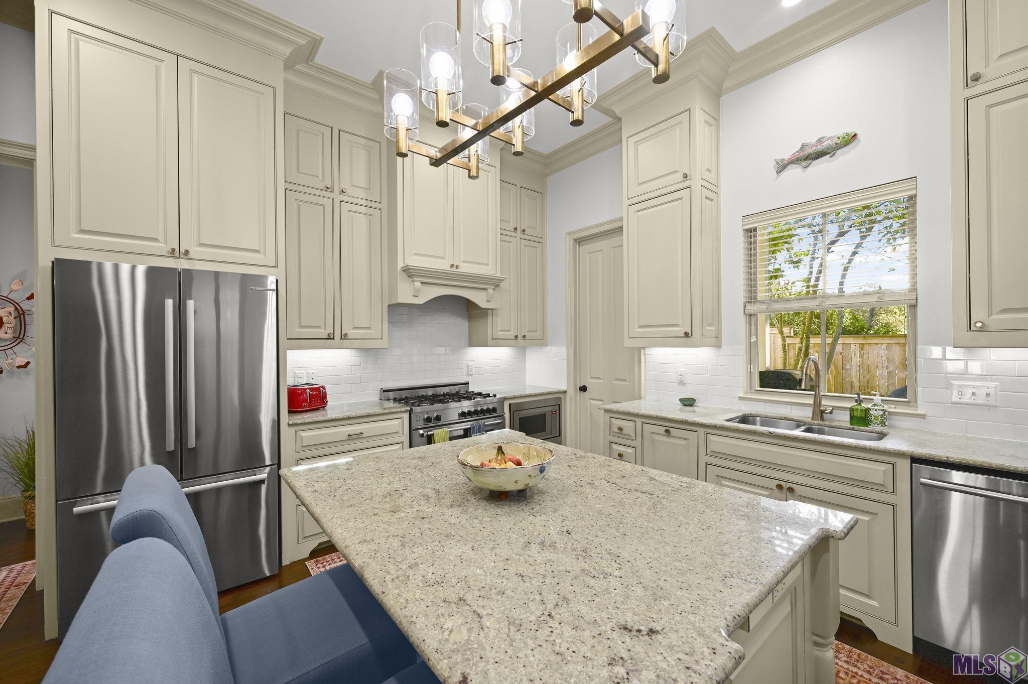 7949 Settler's Circle Baton Rouge, LA 70810 - Photo 13 of 33