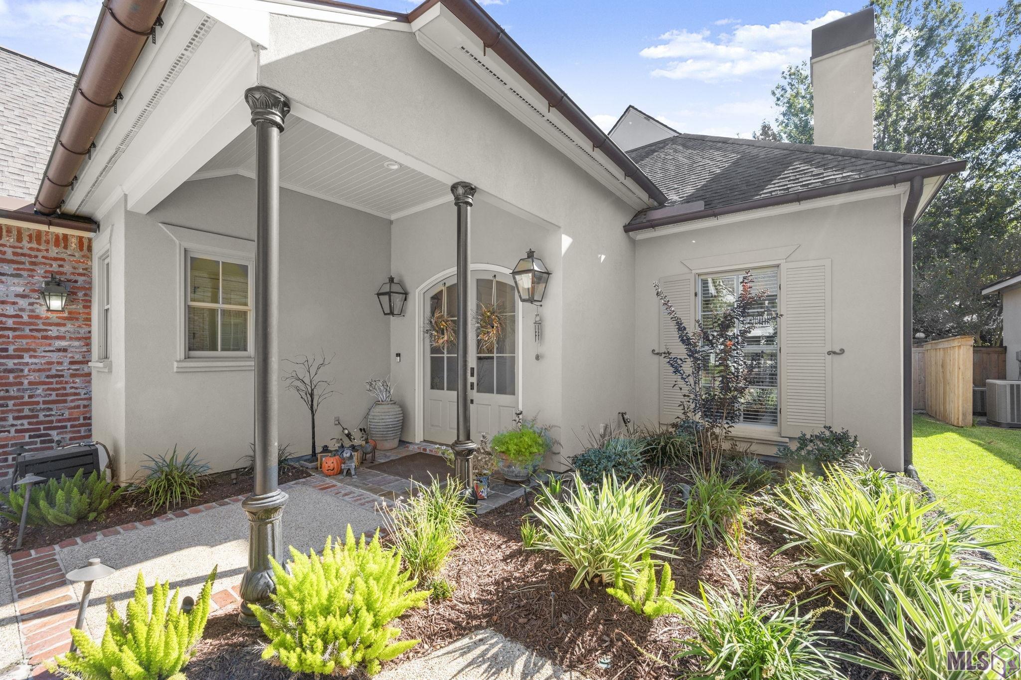 7949 Settler's Circle Baton Rouge, LA 70810 - Photo 2 of 33