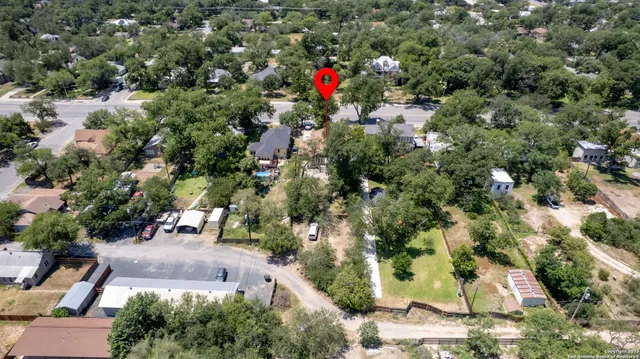 $299,000 | 518 North Getty Street, Uvalde, TX 78801