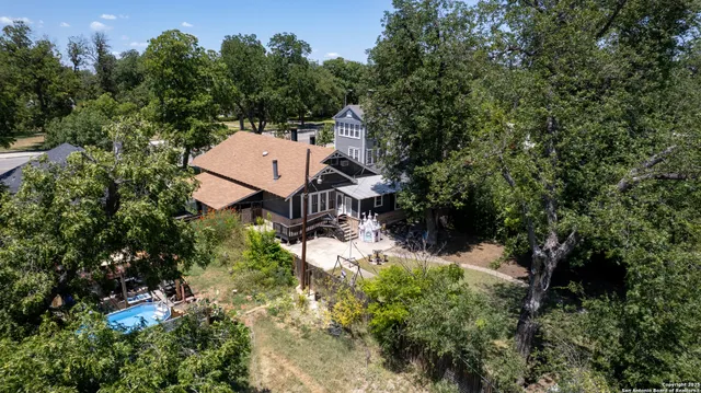 $299,000 | 518 North Getty Street, Uvalde, TX 78801