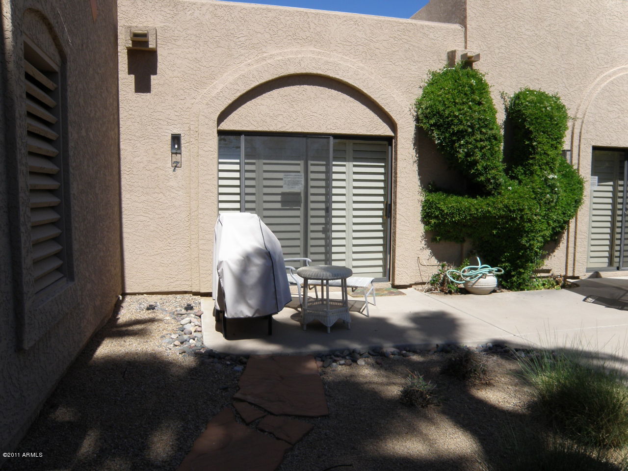 25515 Forest Road, Unit 8 Rio Verde, AZ 85263 - Photo 2 of 12 courtyard