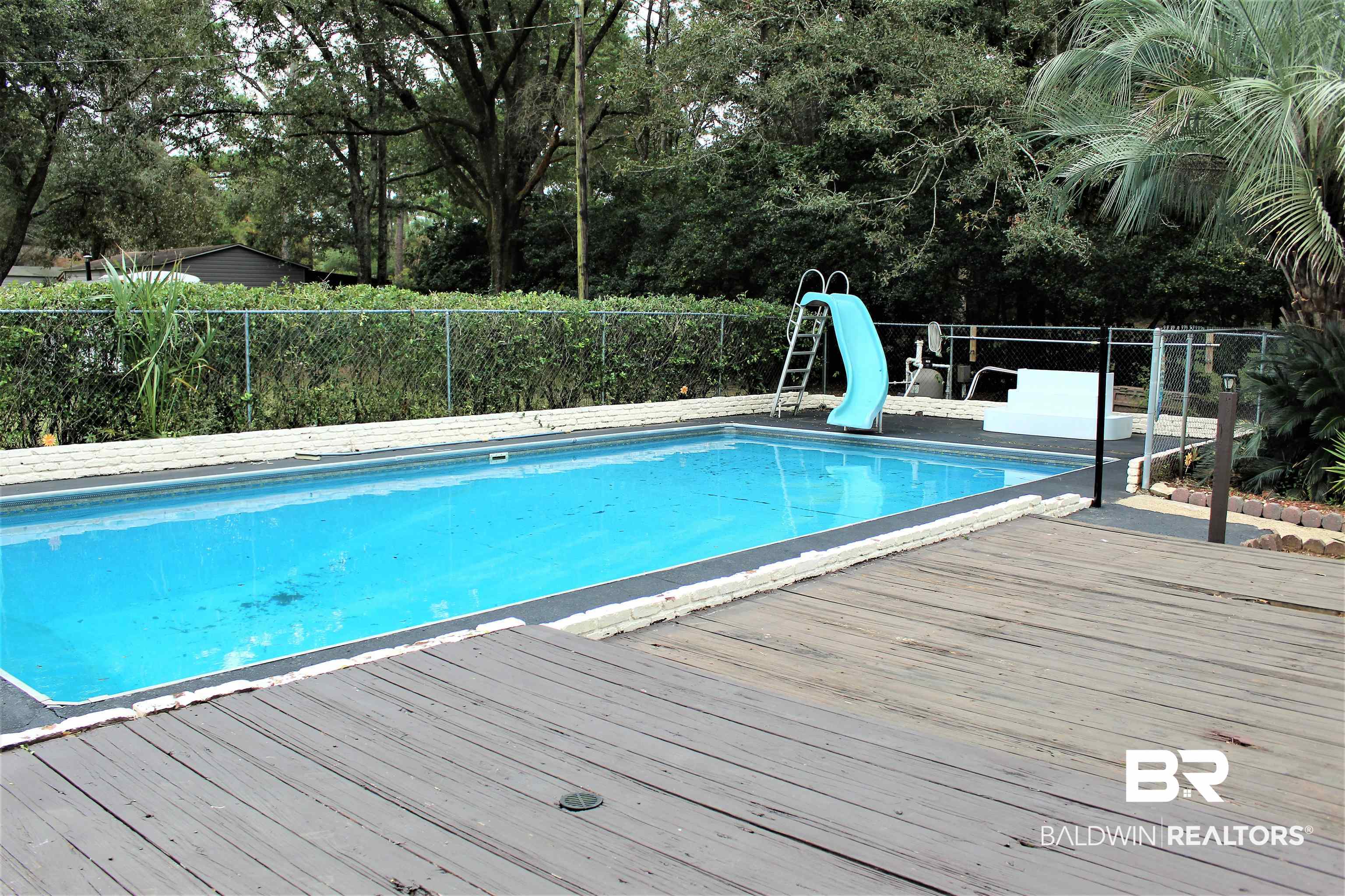 4251 Schillinger Road South Mobile, AL 36619 - Photo 36 of 38 Water slide, new pump motor, large entry steps