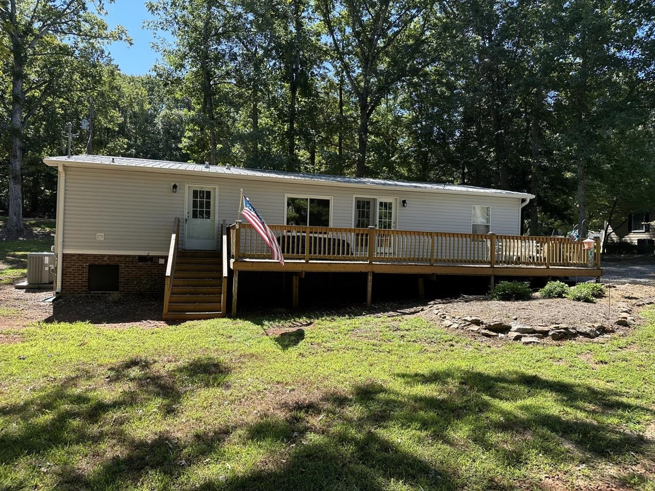 283 Lynch Point Road Macon, NC 27551 - Photo 2 of 36 Photo 2