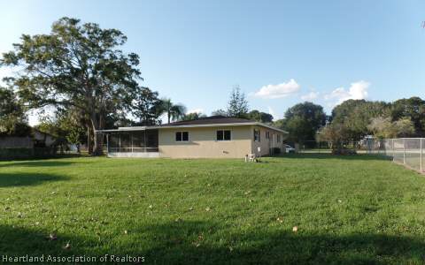 425 Spring Boulevard Sebring, FL 33876 - Photo 15 of 16 Gallery Image 15
