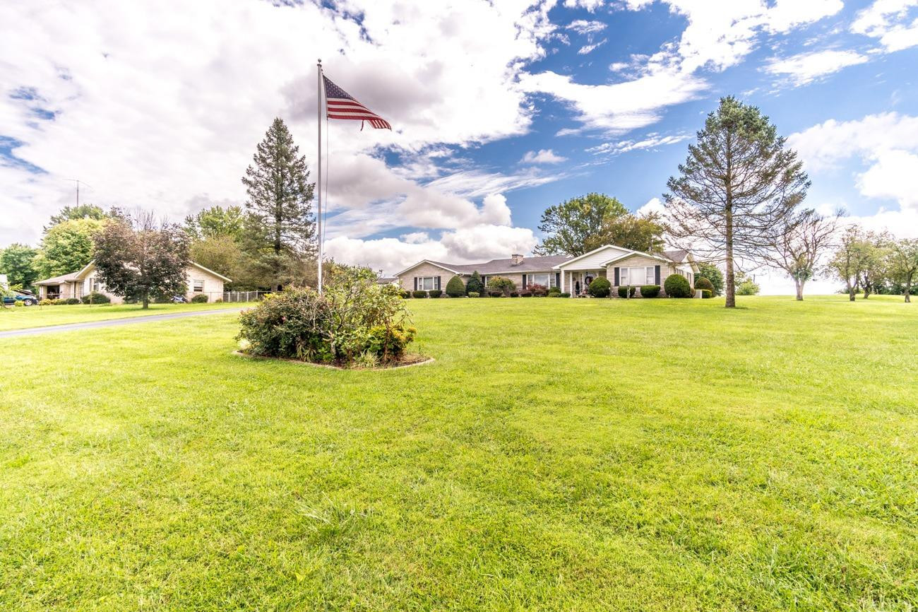 1432 Richmond Road North Berea, KY 40403 - Photo 2 of 47 Photo 2