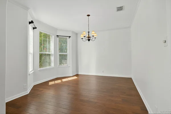 $2,600 | 511 Sedberry Court, San Antonio, TX 78258