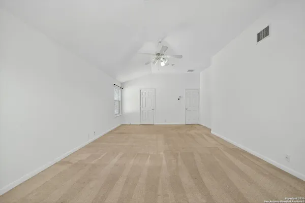 $2,600 | 511 Sedberry Court, San Antonio, TX 78258