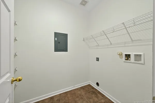$2,600 | 511 Sedberry Court, San Antonio, TX 78258