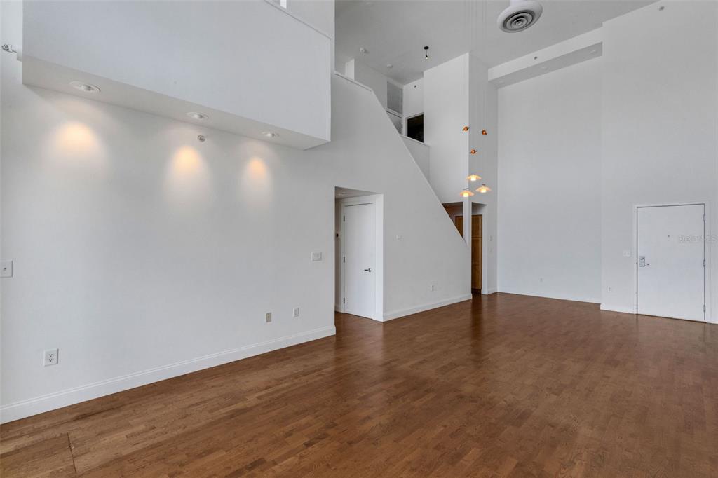 1990 Main Street, Unit 4 Sarasota, FL 34236 - Photo 12 of 56