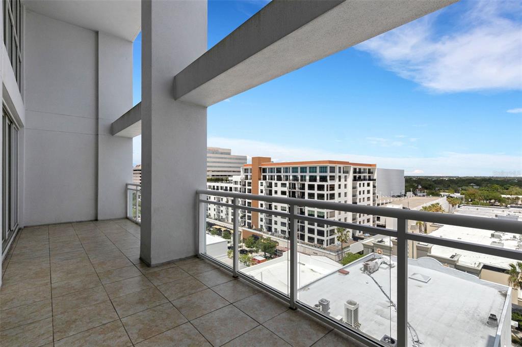 1990 Main Street, Unit 4 Sarasota, FL 34236 - Photo 37 of 56