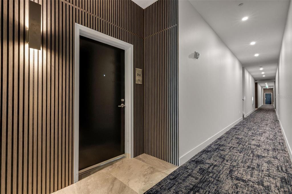 1990 Main Street, Unit 4 Sarasota, FL 34236 - Photo 4 of 56