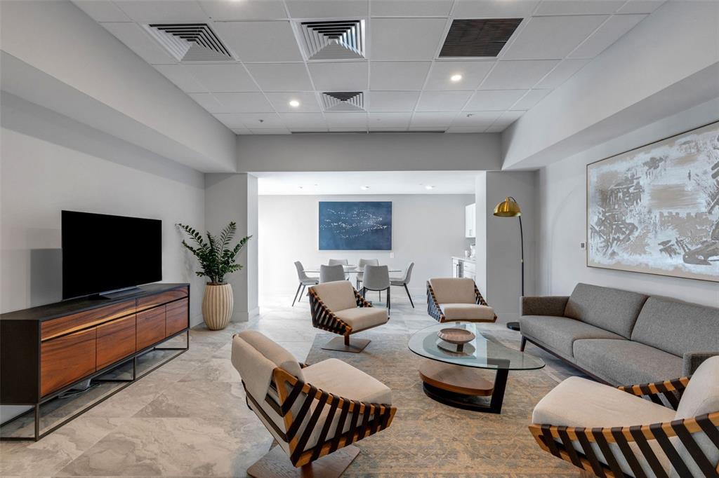 1990 Main Street, Unit 4 Sarasota, FL 34236 - Photo 41 of 56