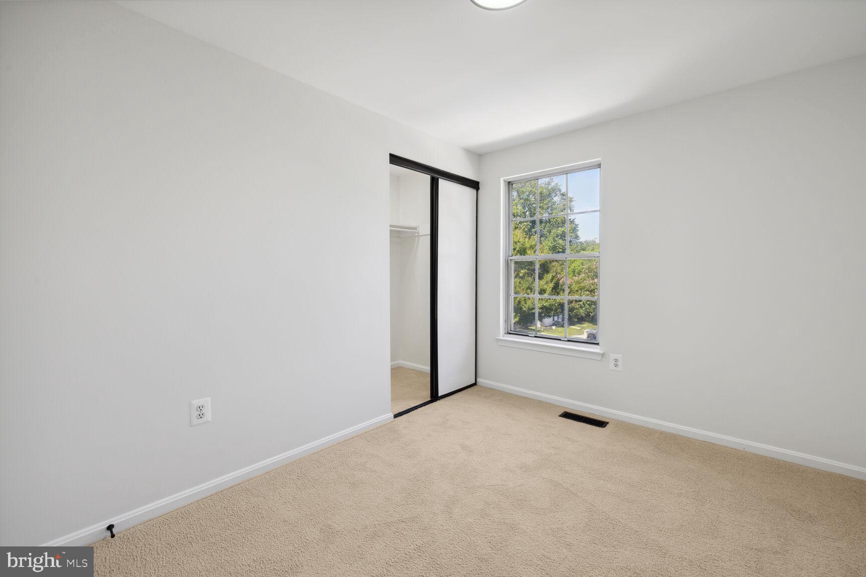 13410 Country Ridge Drive Germantown, MD 20874 - Photo 13 of 39