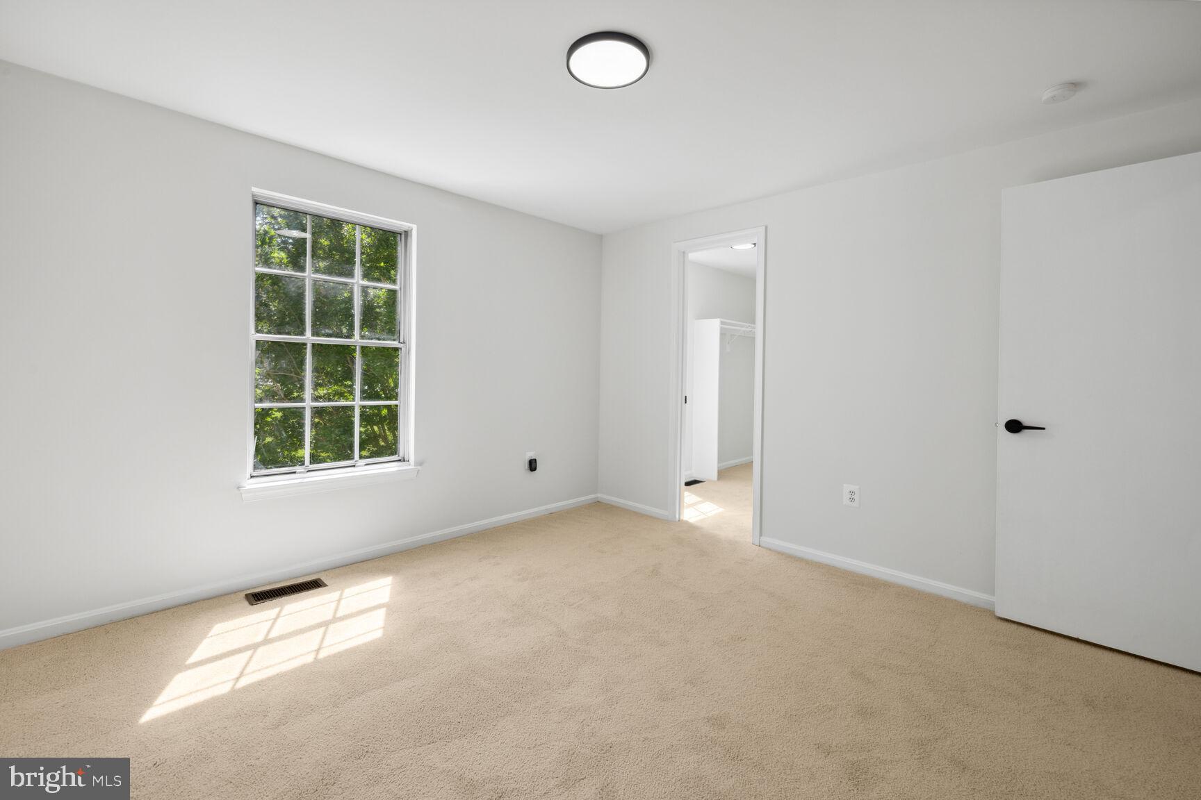 13410 Country Ridge Drive Germantown, MD 20874 - Photo 14 of 39