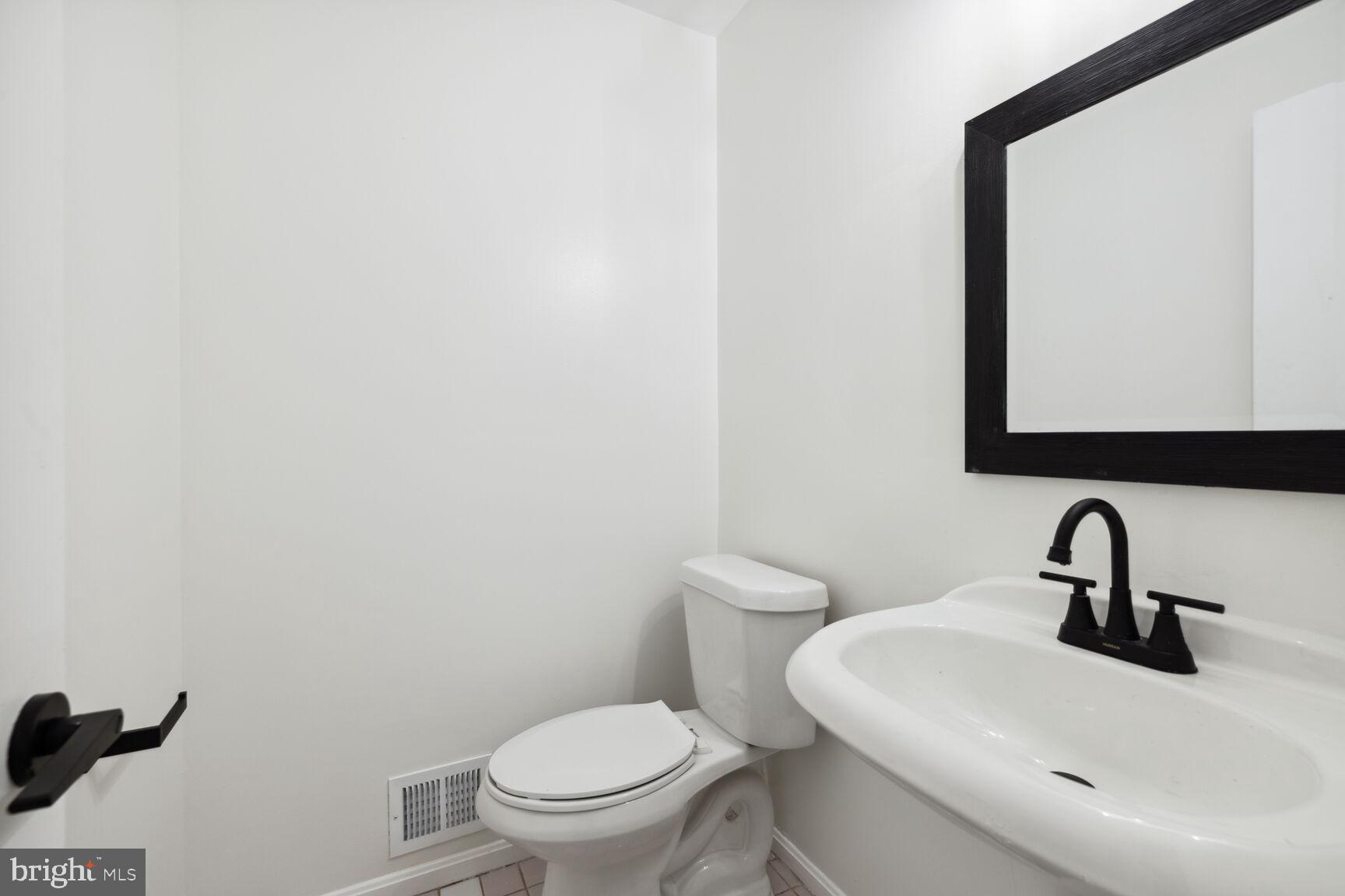 13410 Country Ridge Drive Germantown, MD 20874 - Photo 20 of 39
